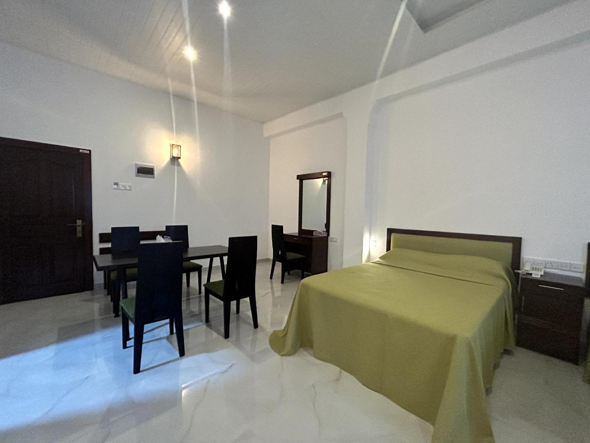 K And K Country Resort Minuwangoda Екстериор снимка