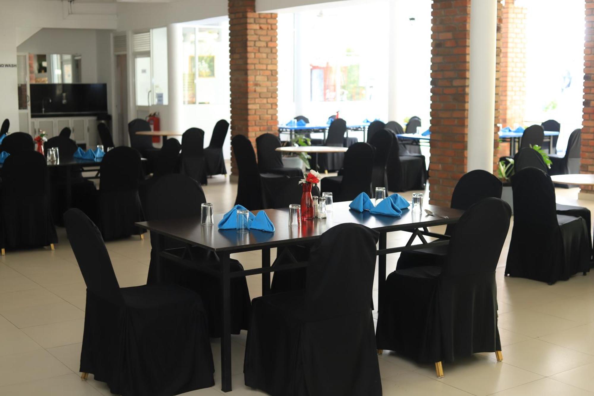 K And K Country Resort Minuwangoda Екстериор снимка