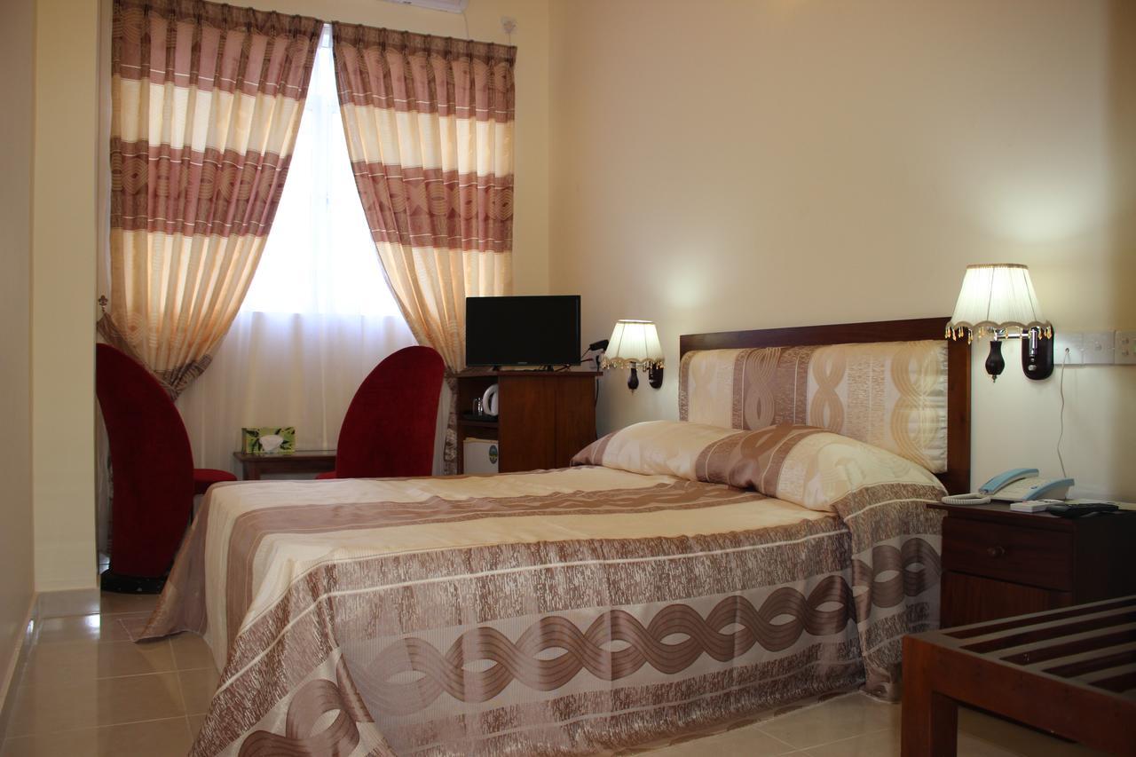 K And K Country Resort Minuwangoda Екстериор снимка